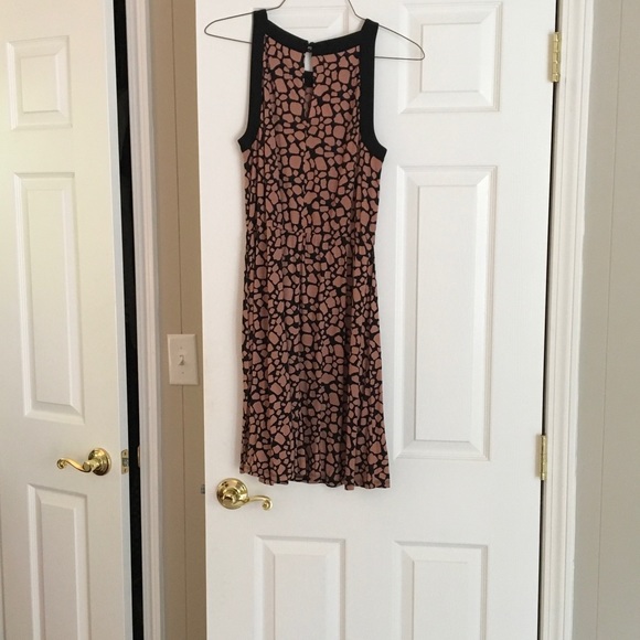 LOFT mauve and black print dress - Picture 6 of 6